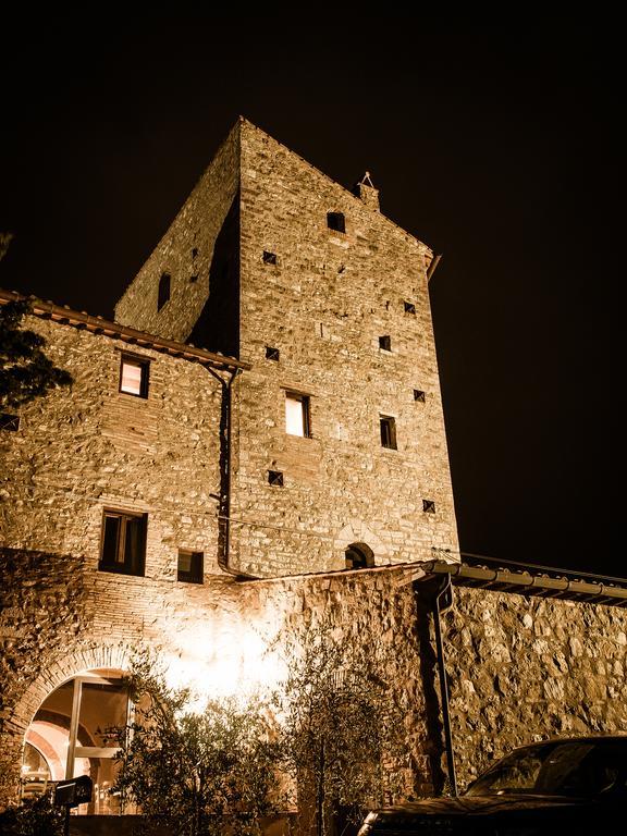 Montebagnolo Torre Valbiancara 게스트하우스 외부 사진